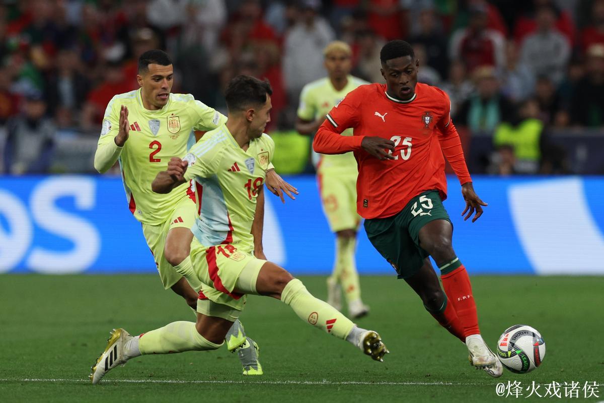 欧国联-达洛特建功+对手乌龙 葡萄牙2-1战胜克罗地亚 欧国联-达洛特建功+对手乌龙 葡萄牙2-1战胜克罗地亚